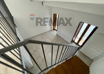 Scale - Casa semi indipendente Via degli Spagnoli
 
10C, L'Aquila - foto 16