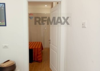 Hall / corridoio - Three-room apartment Corso Vittorio Emanuele, Napoli - photo 5