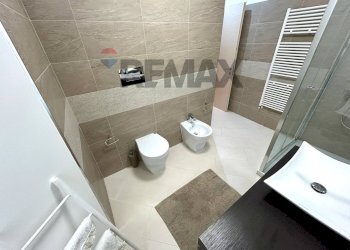 Bagno - Four-room apartment Lovere - photo 10