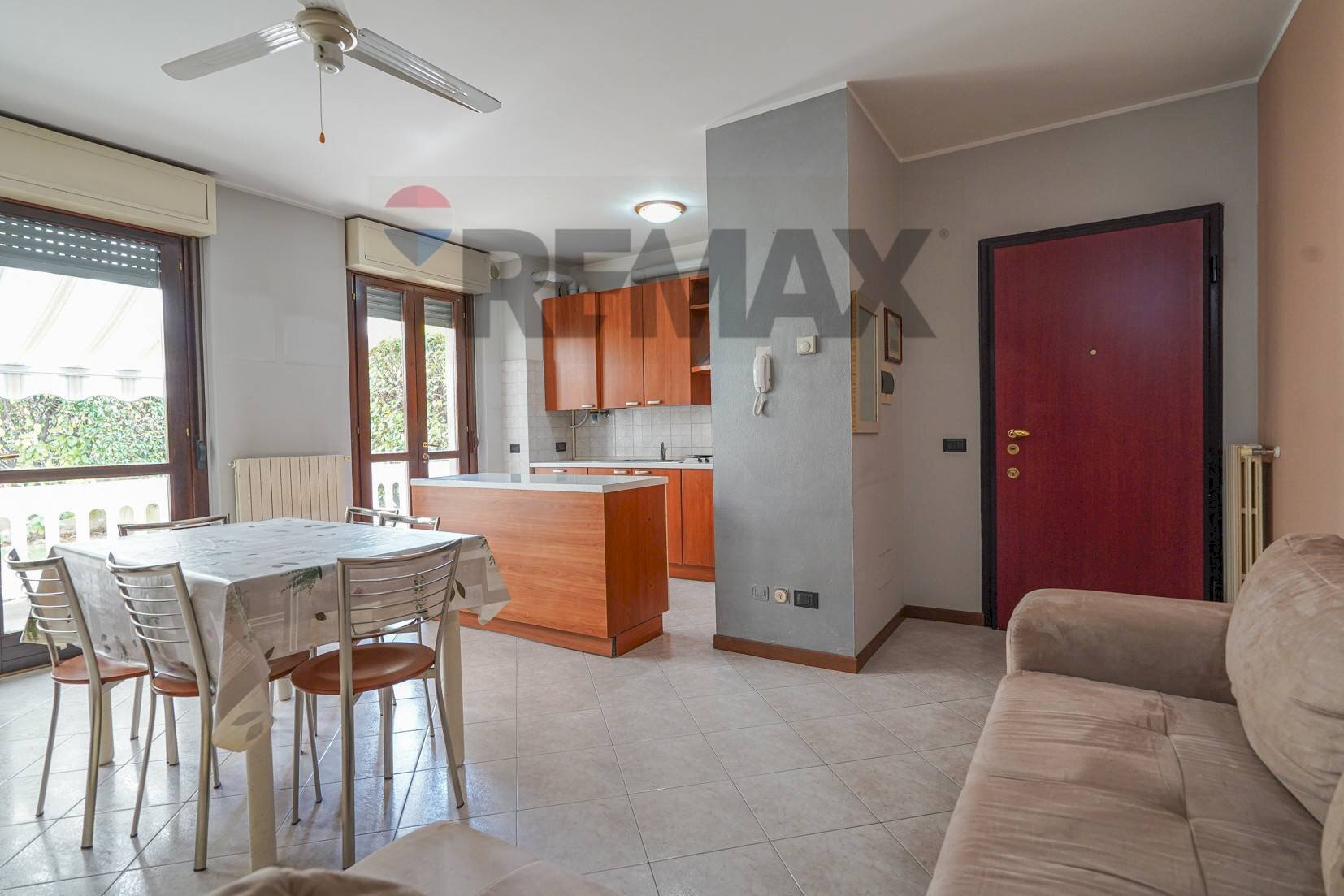 Sala da pranzo - Four-room apartment Via Trento
14, Dalmine - photo 2