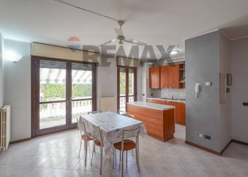 Cucina - Four-room apartment Via Trento
 
14, Dalmine - photo 1