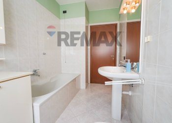 Bagno - Four-room apartment Via Trento
 
14, Dalmine - photo 16