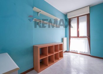 Camera / camera da letto - Four-room apartment Via Trento
 
14, Dalmine - photo 17