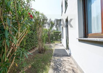 Giardino - Four-room apartment Via Trento
 
14, Dalmine - photo 24