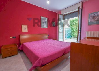 Camera / camera da letto - Four-room apartment Via Trento
 
14, Dalmine - photo 28
