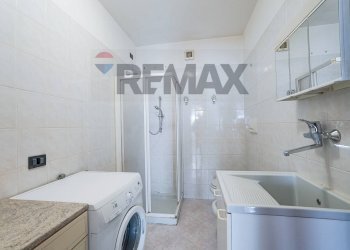 Bagno/Lavanderia - Four-room apartment Via Trento
 
14, Dalmine - photo 31