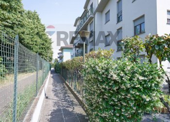Edificio all\'aperto - Four-room apartment Via Trento
 
14, Dalmine - photo 34