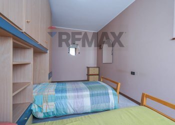 Camera / camera da letto - Four-room apartment Via Trento
 
14, Dalmine - photo 45