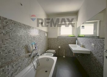 Bagno - Trilocale Via Biagi
10, San Martino Siccomario - foto 16