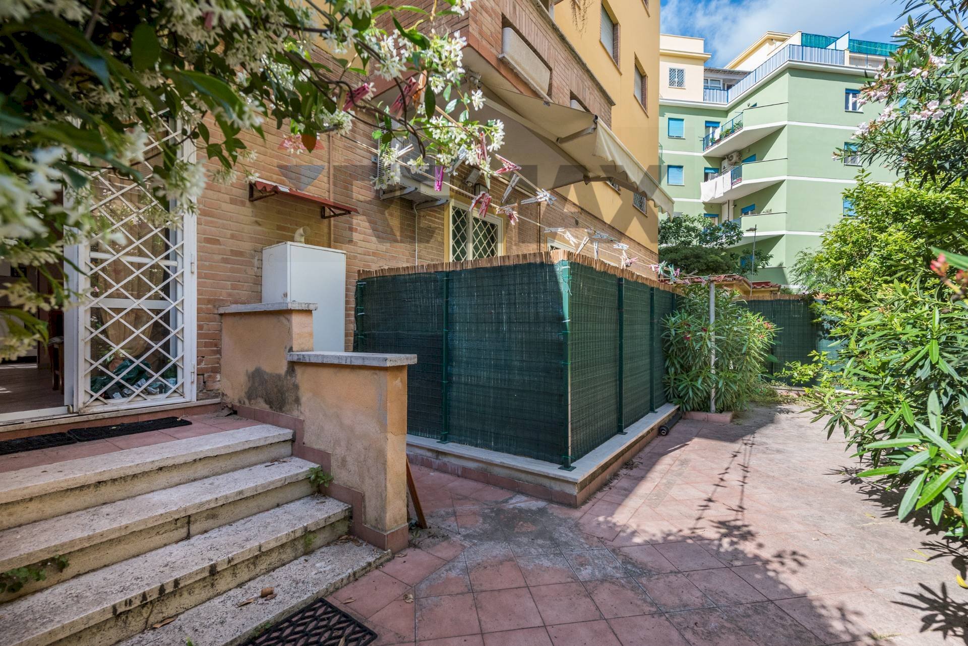 Edificio all\'aperto - Three-room apartment Via Sartena
 
18, Roma - photo 2