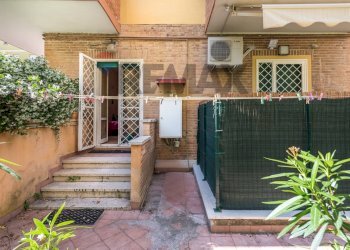 Casa all\'aperto - Trilocale Via Sartena
18, Roma - foto 3