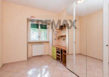 Stanza vuota - Trilocale Via Sartena
18, Roma - foto 17