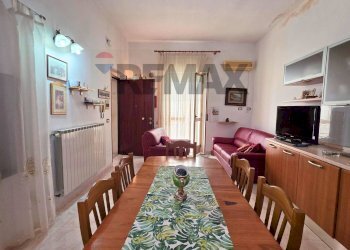 Sala da pranzo - Appartamento Via Gorizia
 
3, Vieste - foto 4