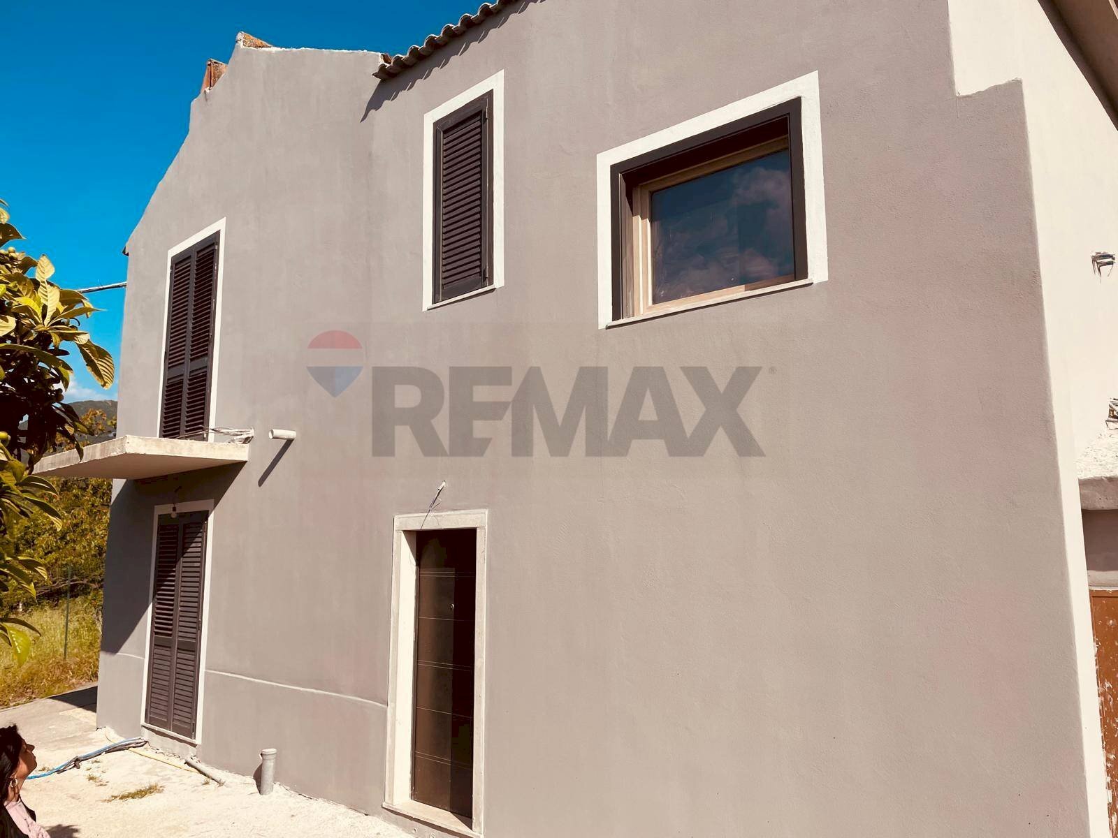 Casa all\'aperto - Semi-detached house Solopaca - photo 3