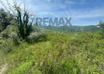 Vista delle montagne - Terreno agricolo VIA Iodice
snc, San Leucio del Sannio - foto 1