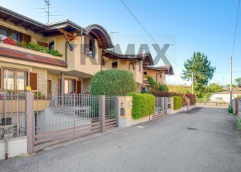 Casa all\'aperto - Terraced Villa USIGNOLO
35/2, Busto Arsizio - photo 2
