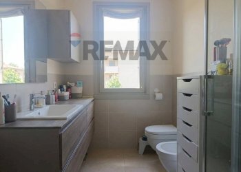 Bagno - Three-room apartment Strada Santa Margherita
 
41, Fidenza - photo 11