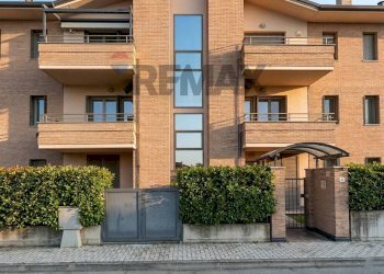 Edificio all\'aperto - Three-room apartment Strada Santa Margherita
 
41, Fidenza - photo 23