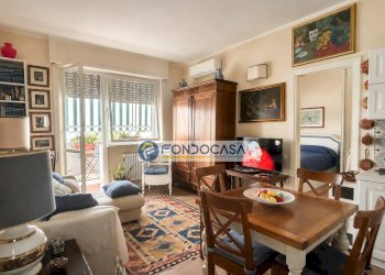 Soggiorno - Bilocale Via felice cavallotti, Carrara - foto 4