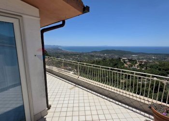 Balcone - Three-room apartment VIA CAPO LA PORTA
 
12, Formia - photo 8