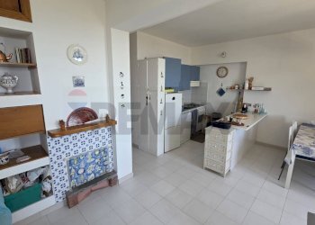 Sala da pranzo - Three-room apartment VIA CAPO LA PORTA
 
12, Formia - photo 11