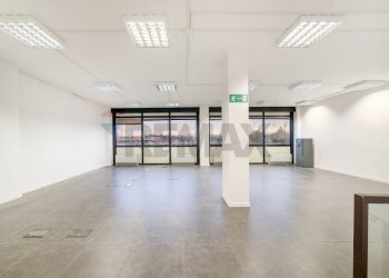 open space - Office Via Tintoretto
10, Cologno Monzese - photo 5