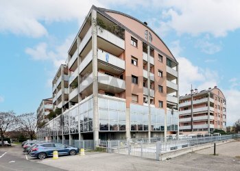 Edificio all\'aperto - Office Via Tintoretto
10, Cologno Monzese - photo 8