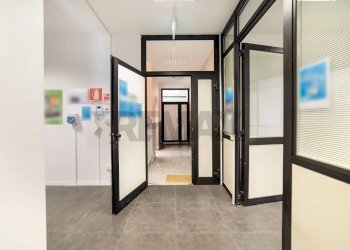 corridoio - Office Via Tintoretto
10, Cologno Monzese - photo 16