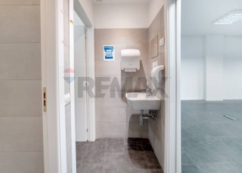 Bagno - Office Via Tintoretto
10, Cologno Monzese - photo 34