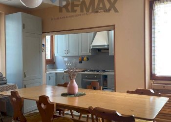 Sala da pranzo - Casa indipendente Via al Castello
 
8, Dervio - foto 3