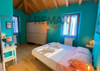 Camera / camera da letto - Casa indipendente Via al Castello
 
8, Dervio - foto 9