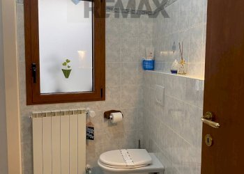 Bagno - Casa indipendente Via al Castello
 
8, Dervio - foto 11