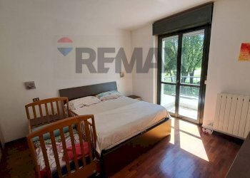 Camera / camera da letto - Appartamento via salvador allende
 
8, Vergiate - foto 14