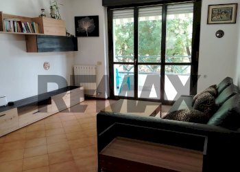Soggiorno - Three-room apartment via salvador allende
 
8, Vergiate - photo 7