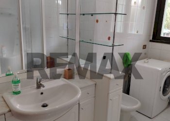 Bagno - Three-room apartment via salvador allende
 
8, Vergiate - photo 31