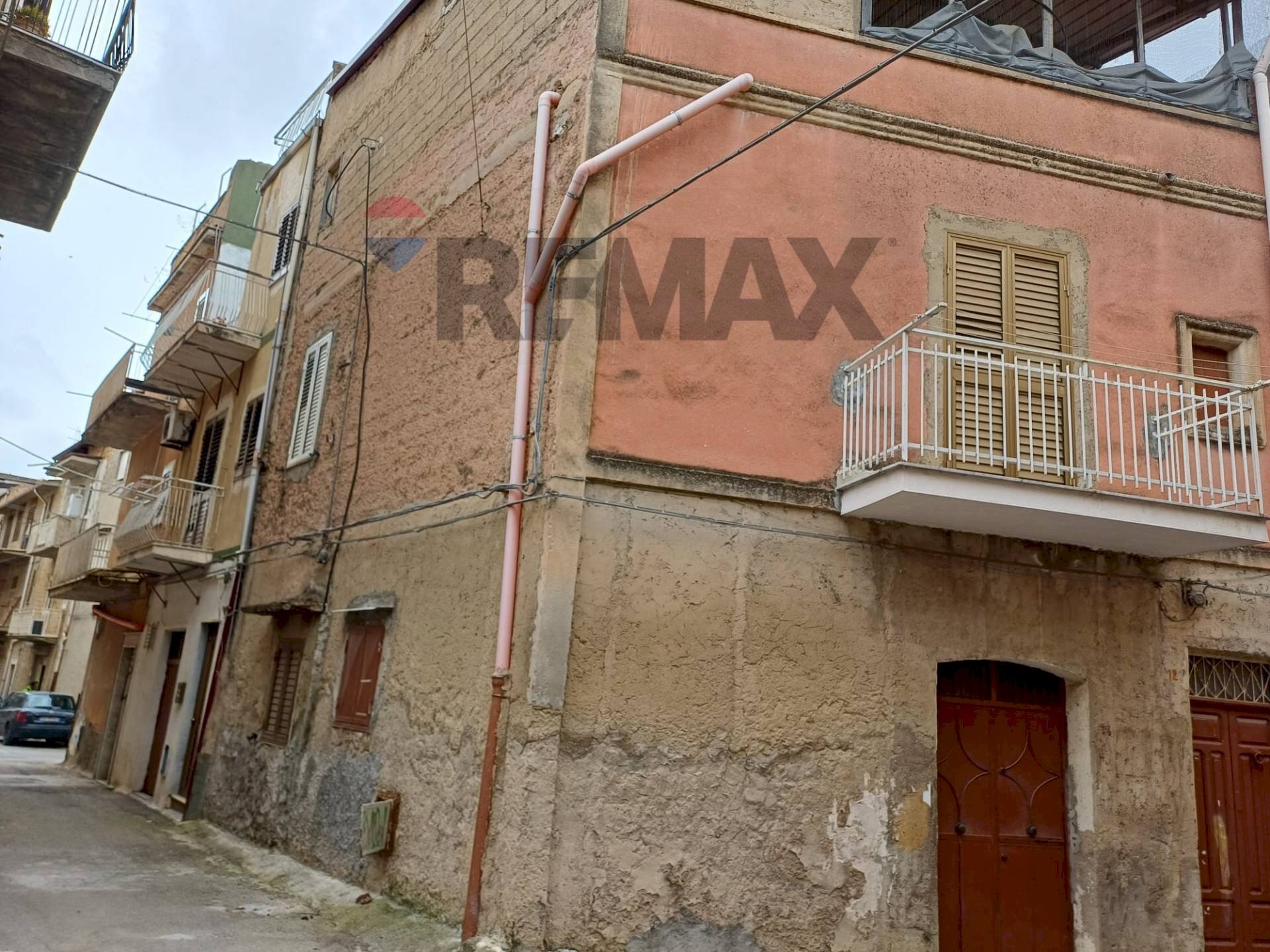 Edificio all\'aperto - Independent house Quintino Sella
12, Favara - photo 2
