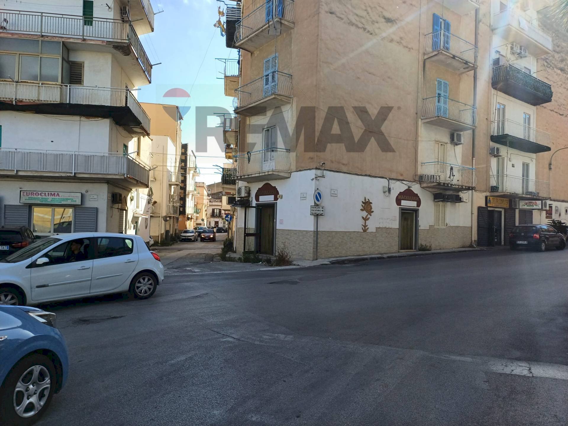 Edificio all\'aperto - Negozio Granciara, Porto Empedocle - foto 1