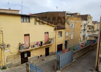 Edificio all\'aperto - Casa indipendente via Arco Mendolia
 
10, Favara - foto 28