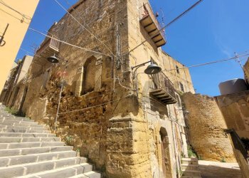 Edificio all\'aperto - Three-room apartment Via Raccomandata
 
35, Agrigento - photo 1