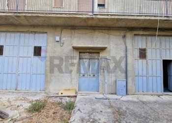 Edificio all\'aperto - Casa indipendente Favara - foto 5