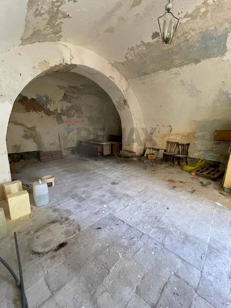 Stanza vuota - Magazzino Via Palermo
23, Favara - foto 3