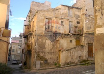 Edificio all\'aperto - Casa indipendente Vicolo Vita
 
8, Favara - foto 2