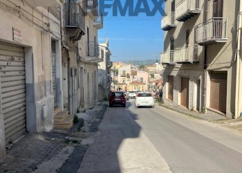 Edificio all\'aperto - One-room apartment Cortile Virone, Favara - photo 26