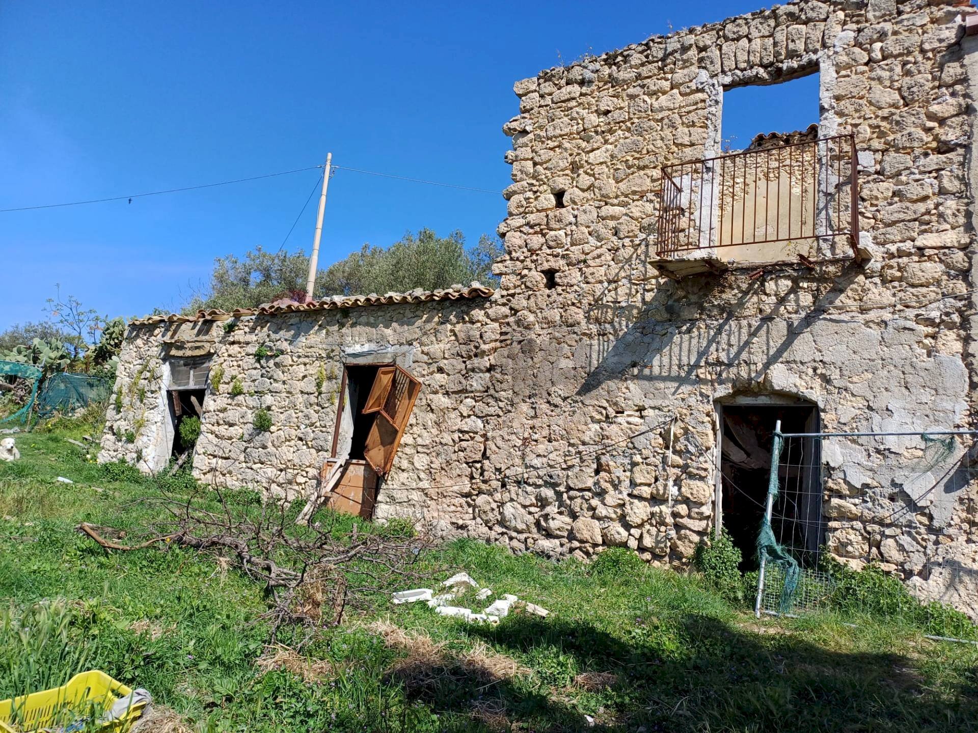 Casa all\'aperto - Terreno agricolo Contrada Poggio del Conte, Favara - foto 2