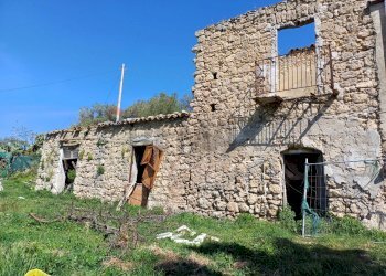 Casa all\'aperto - Terreno agricolo Favara - foto 1