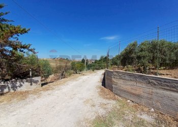Vista delle montagne - Rustic Via Enrico La Loggia, Agrigento - photo 18
