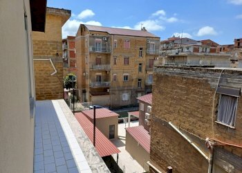 Edificio all\'aperto - Appartamento Viale Europa
 
41, Favara - foto 13