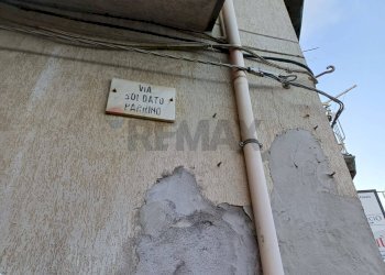 Edificio all\'aperto - Casa indipendente Favara - foto 3