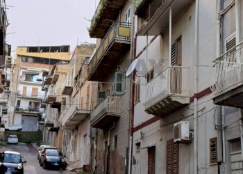 Edificio all\'aperto - Casa indipendente Favara - foto 5