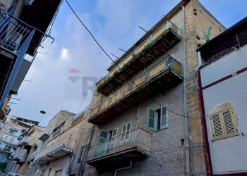 Edificio all\'aperto - Casa indipendente Favara - foto 6